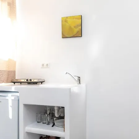 Luxury Naxos Superior Quadruple Center Modern Furnishing With Private Balcony Saint George